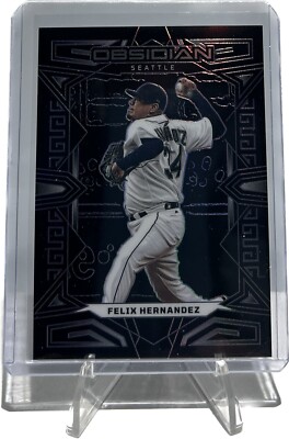 2023 Panini Chronicles - Obsidian Félix Hernández #40