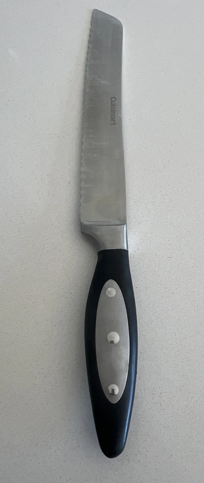 Cuisinart 8 英寸锯齿面包刀带黑色手柄锋利清洁 — 第 4/4 张图片