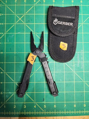 Gerber MP 600 Multi-Plier 600 w/blade and sheath looks/feels brand new #3O