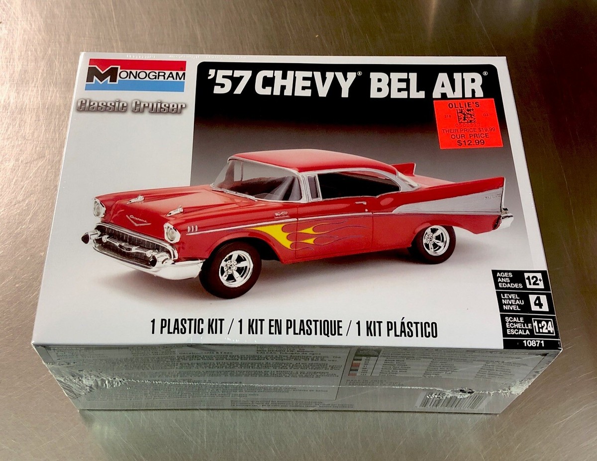 MONOGRAM '57 CHEVY BEL AIR CLASSIC CRUISER MODEL-KIT 1:24 SCALE