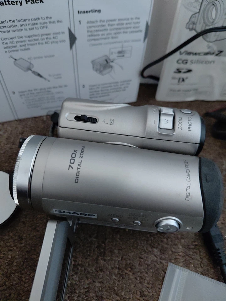Sharp VL-Z400H-T Handheld Silver Mini DV Camcorder (Untested) - Image 3 of 4
