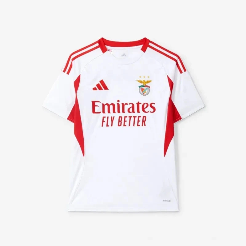 SL Benfica 2023/2024 : nouveaux maillots Adidas