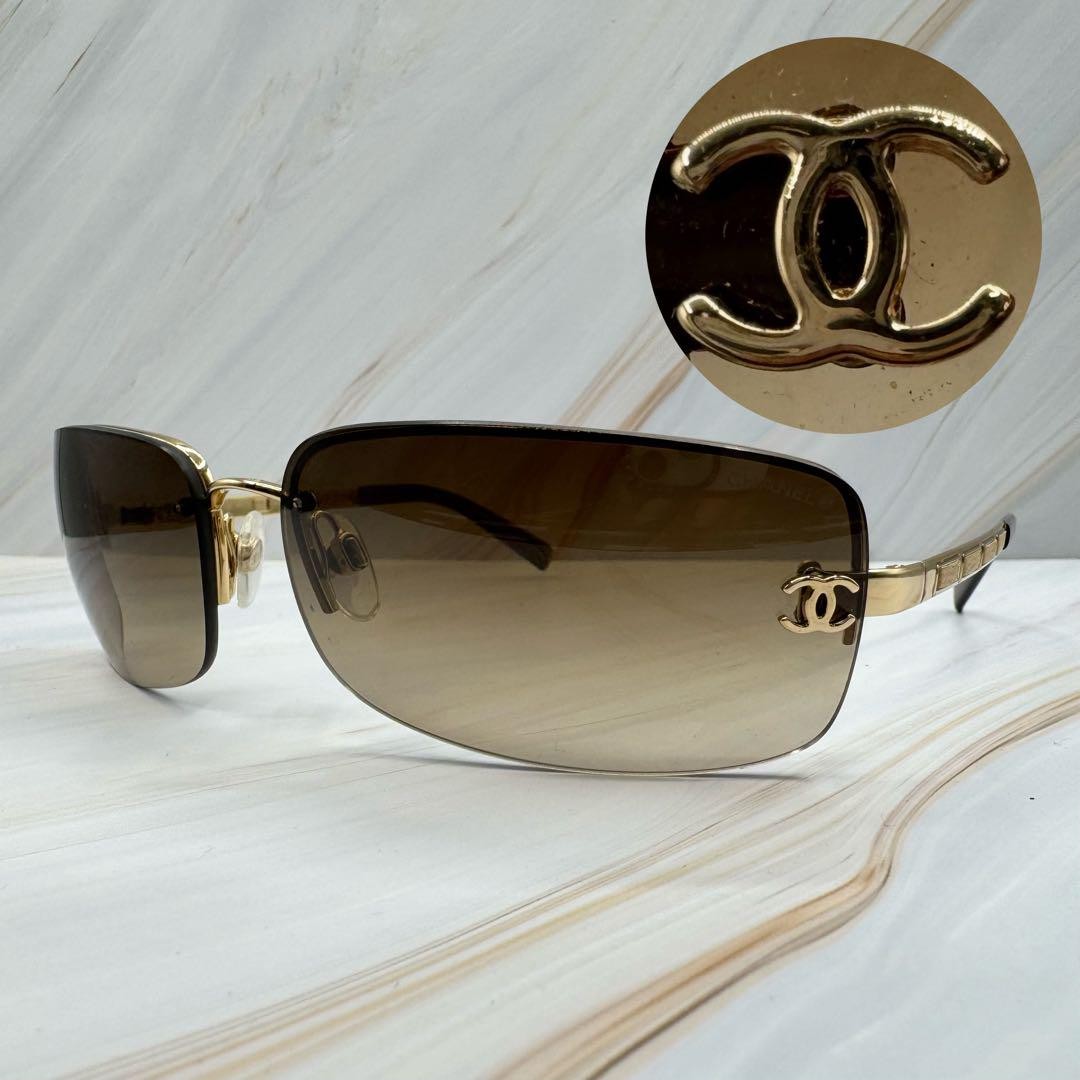 CHANEL Coco Mark Brown Sunglasses with Gold Fittings Half Rim Design