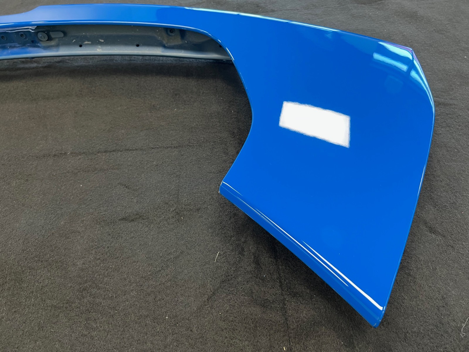 Ferrari SF90 Rear Rear spoiler P/N 985830960
