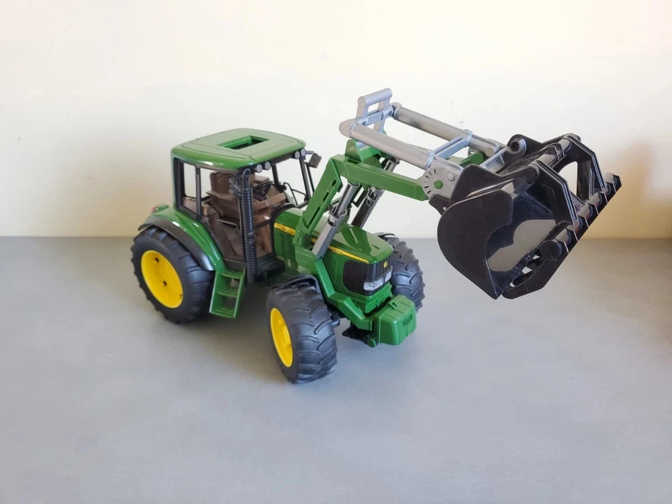 BRUDER Grande Trattore John Deere 6920+Rimorchio Scala 1:16 Buono Stato Farm - Immagine 4 di 4