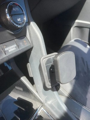Support Téléphone Magnétique Pour Skoda Kodiaq II (2024) - Pour Grille D'aération, Réglable, Fixation Solide - Argent