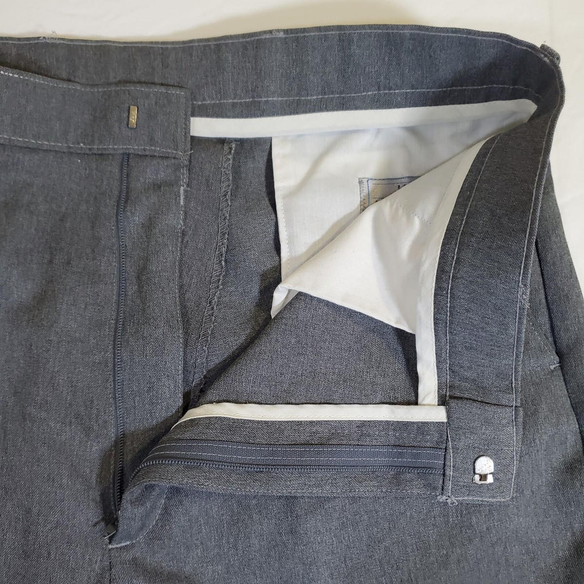 Levi's Action Slacks Gray Polyester Talon VTG 90s - Tag Levi's Action Slacks Gray Polyester Talon VTG 90s - Tag