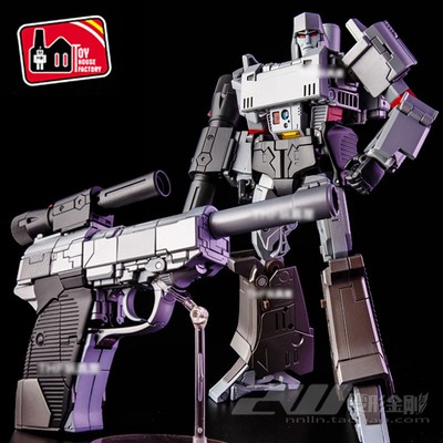 juno the toy elephant