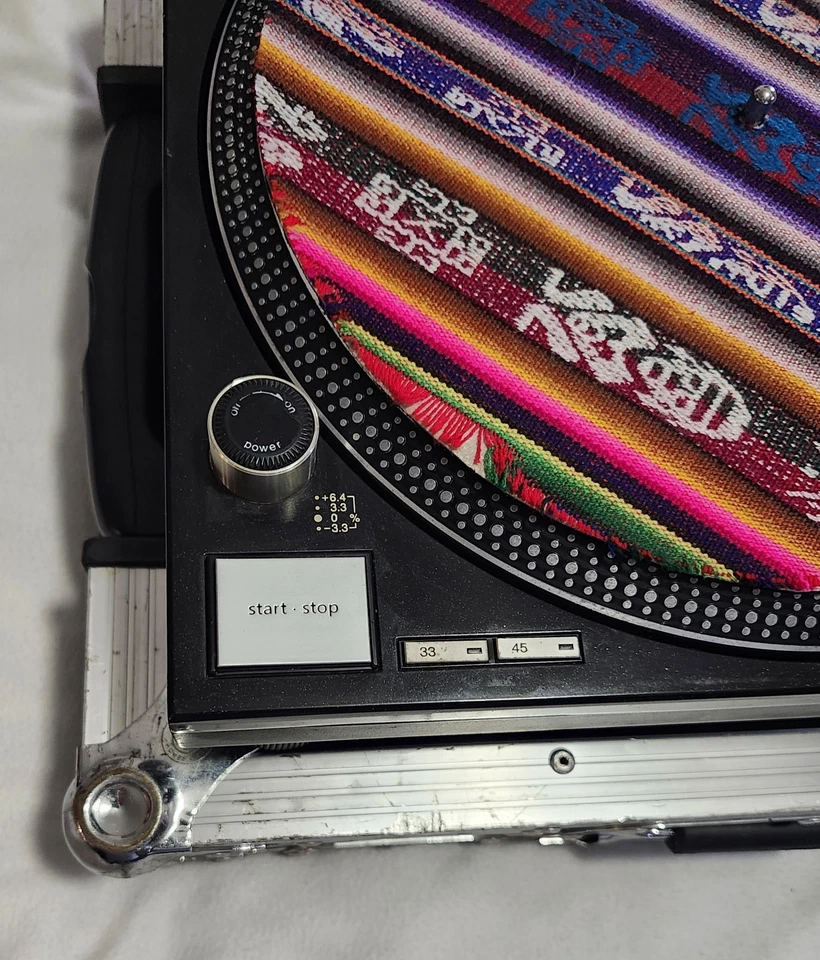 Tocadiscos Technics SL-1210M5G - Estuche plegable listo para la carretera - Lápiz óptico Ortofon Foto 3 de 4