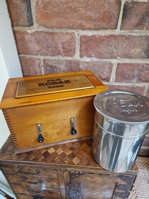 VINTAGE WOODEN KODAK BOX 3 1/2  B-2 + FILM TANK C - DARK ROOM DEVELOPING