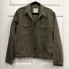 P&Co Olive Green Bodie Denim Jacket Men’s L Embroidered Chain Stitch Felt Patch