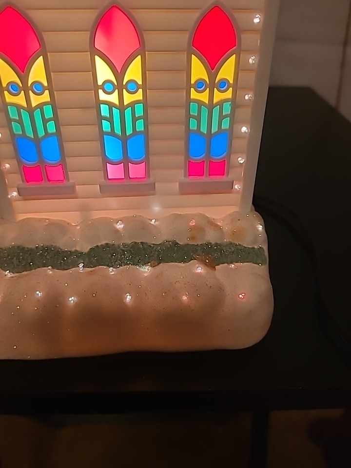 Y2K Avon Holiday Splendor Fiber Optic Church Nativity Scene Christmas ...