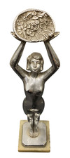 Antica scultura di figura femminile Art Deco anni '30 con piedistallo in marmo