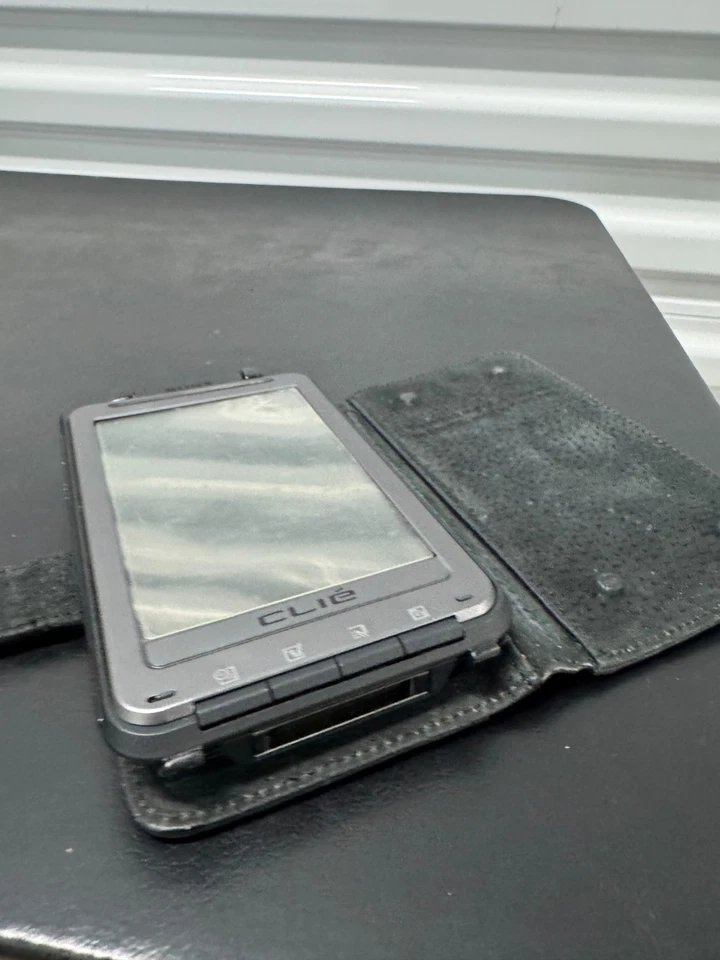 Sony Clie CSK-003/U Personal Entertainment Organizer - Image 4 of 4