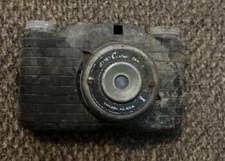 Vintage "Bakelite " Black Camera - Marked Deluxe Chicago, Illinois, U.S.A.   