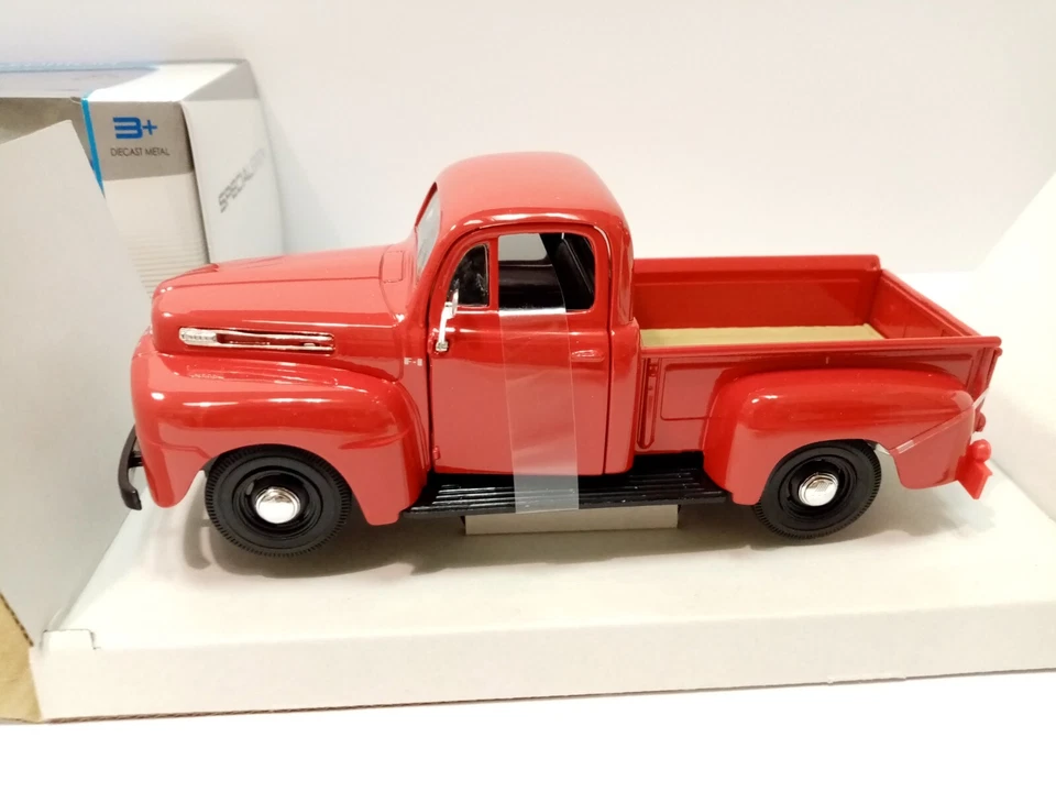 FORD PICK UP F 1 - 1948 RED SCALA 1:25 MAISTO SPECIAL EDITION Die Cast Modellino - Immagine 2 di 4