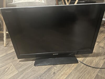 2010 Sony Bravia 32 Inch Flat Screen TV, USB Plug In, Remote