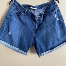 Levi Strauss Co Women's Denim Shorts Cuffed Hem Distressed Size 20 W US