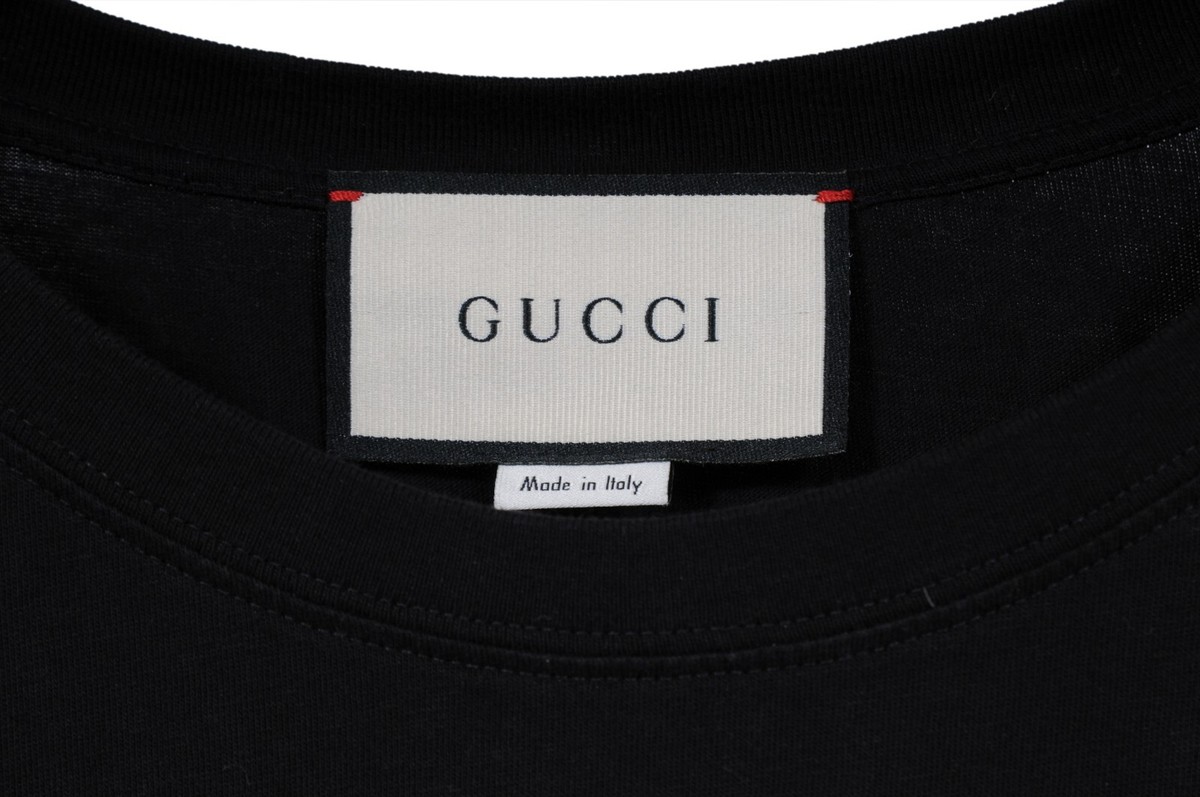 Gucci Mens Metal Logo T Shirt Size Medium Black Red White Gucci Mens Metal Logo T Shirt Size Medium Black Red White