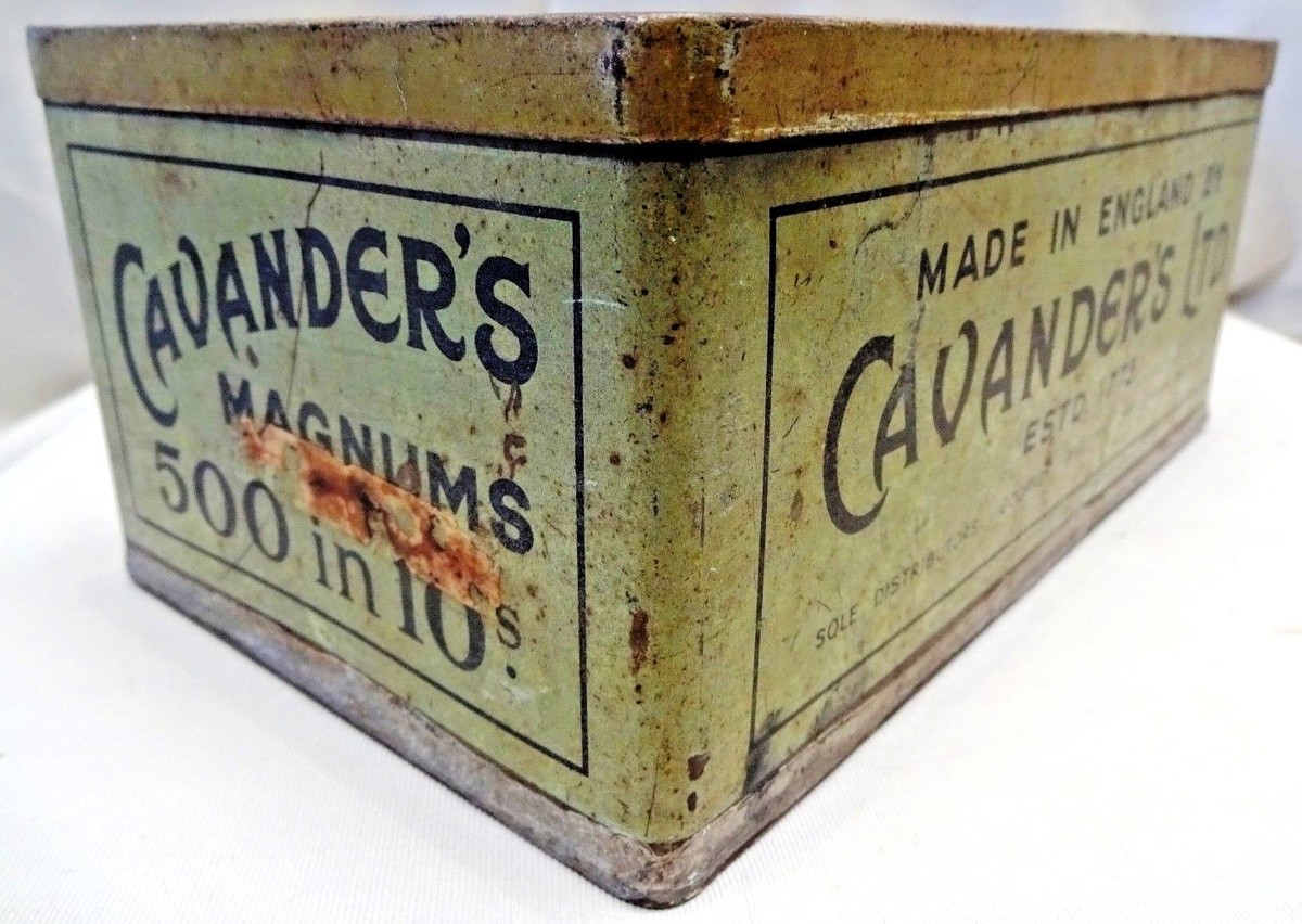 Vintage Cavender's Navy Cut Cigarettes Advertise Tin England Magnum  Collectibles