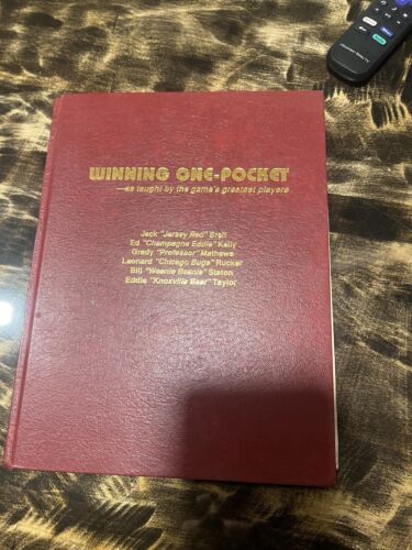 Winning One-Pocket Published By  Billiard World Publishing - Picture 1 of 5