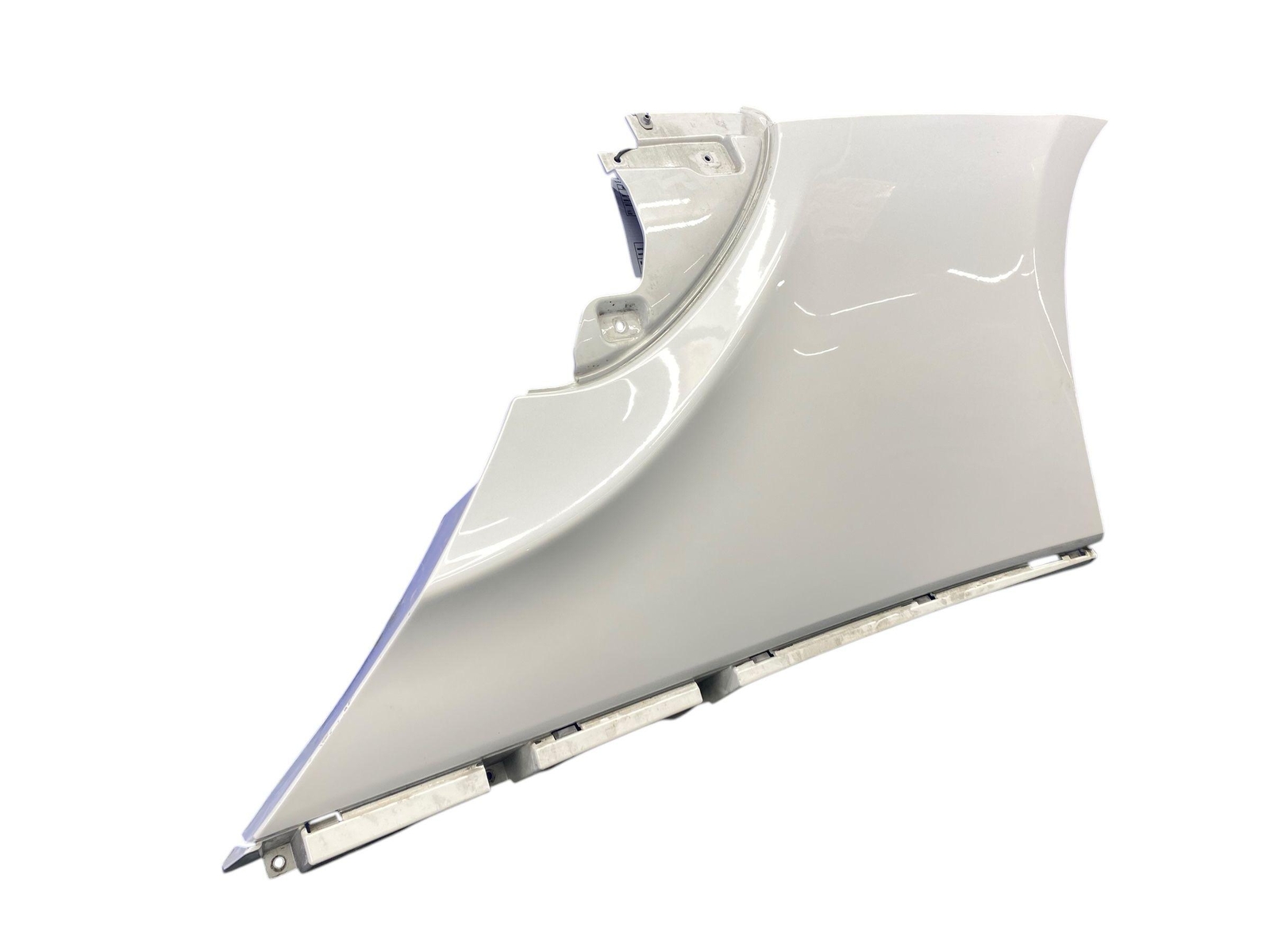 2016-2021 MCLAREN 570S REAR LEFT LOWER QUARTER PANEL WING COVER WHITE OEM