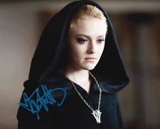 Dakota Fanning signed autograph 20x25cm Twilight in person autograph COA