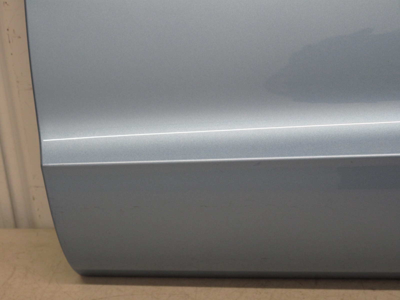 Bentley Bentayga OEM Left Rear Door Lower Molding Trim 2016 2017 2018 2019 2020