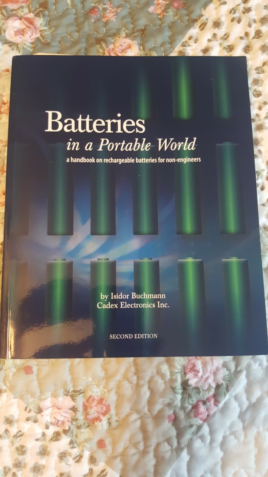 Batteries in a Portable World: A Handbook on Rechargeable Isidor Buchmann 2nd Ed-image