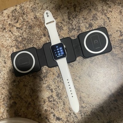 Apple Watch Series 3 38mm Silver Aluminum, White Band, GPS, Heart Rate Monitor