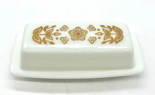 Vintage 1970’s Pyrex Butterfly Gold Milk Glass Butter Dish With Lid 72-B USA