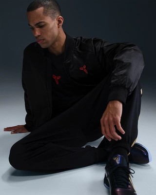 キャピタル kobeジャケット0 xs Nike Kobe Year of Mamba Insulated Black Jacket HQ4695-010