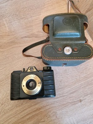 Luxus Exportmodell Kamera Sucherkamera Modell P56L mit Original-Tasche Grün 