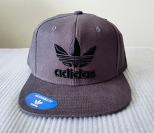 Adidas Men's Originals Trefoil Cap Hat Snapback Dark Grey/Black NEW NWT