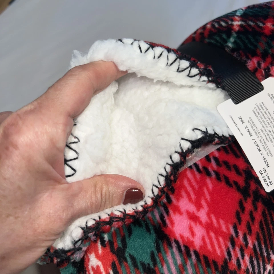 MANTA SHERPA ROSA VICTORIAS SECRET ROJA FLORAL 2019 ¡TOTALMENTE NUEVA CON ETIQUETAS! Foto 4 de 4