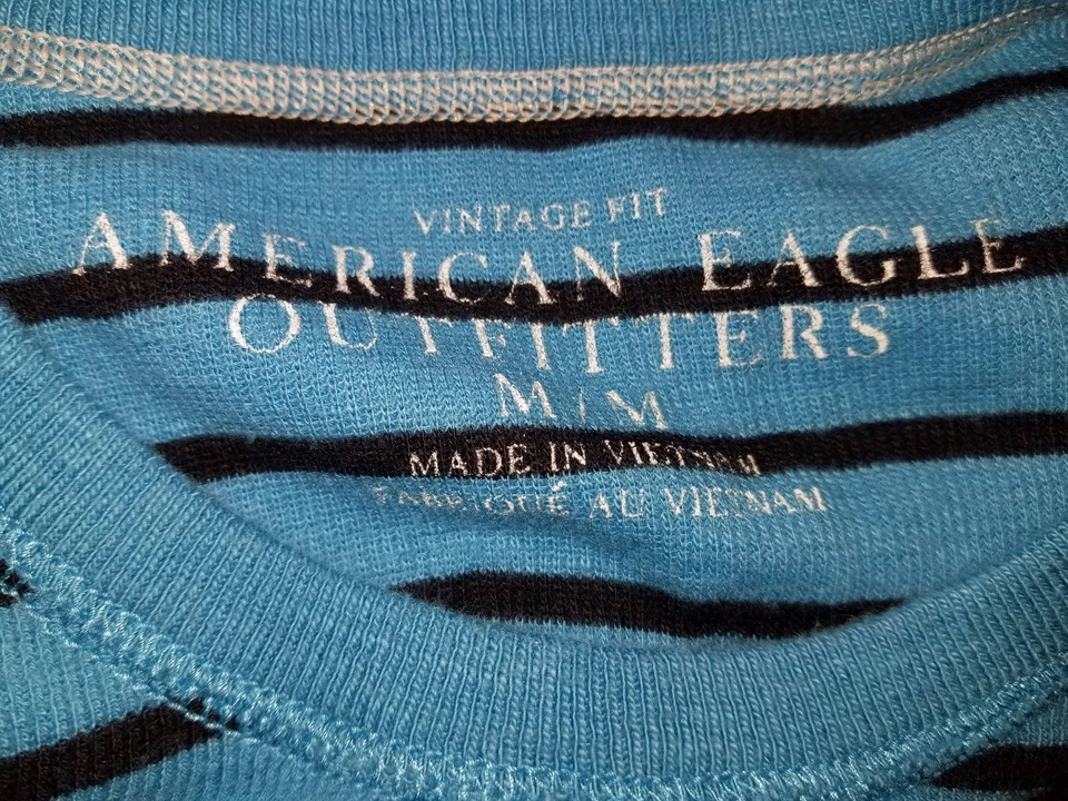 Camisa para hombre American Eagle Outfitters talla M mediana azul a rayas Foto 2 de 4