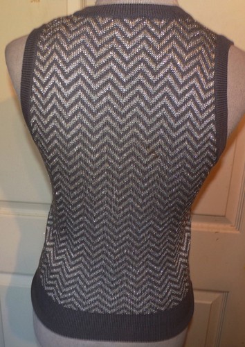 Vintage Saks Fifth Avenue Gray Wool & Metallic Silver Knit Vest Small - Picture 3 of 4