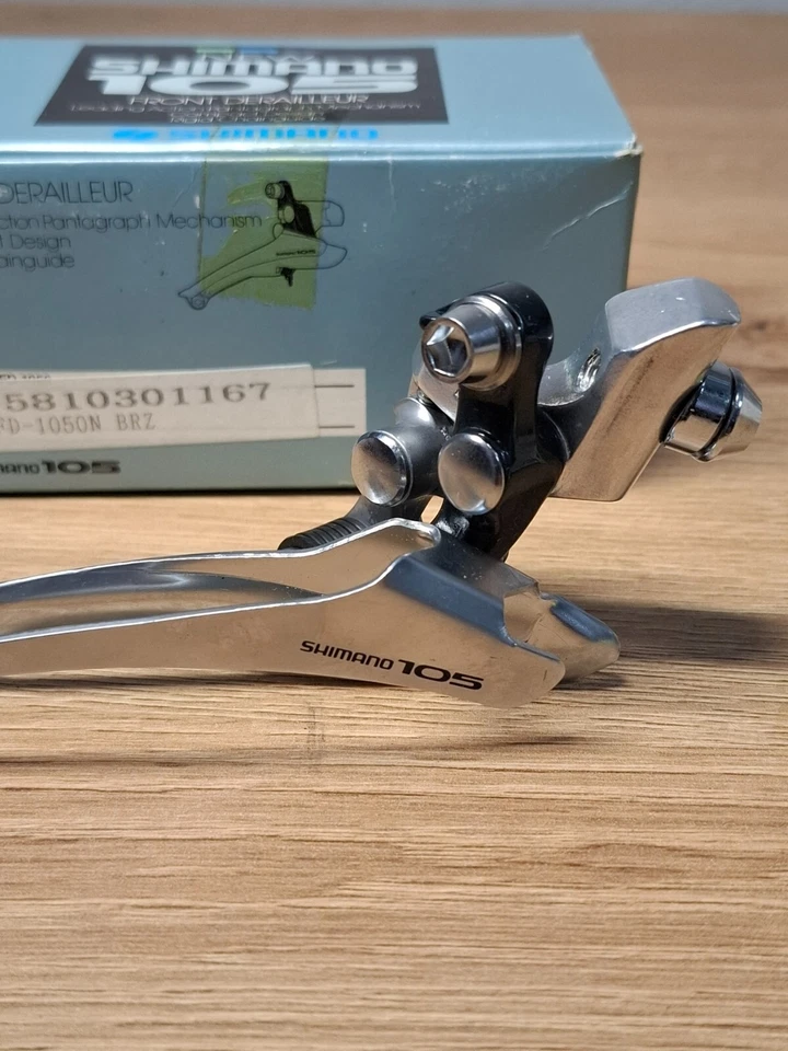 Retro Vintage Bicycle Parts NIB NOS Shimano 105 Front Derailleur FD-1050N - Image 2 of 4