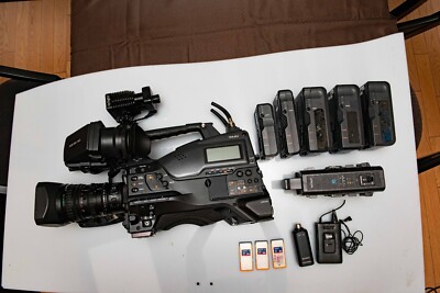 Sony PMW-350 XDCAM HD 2/3