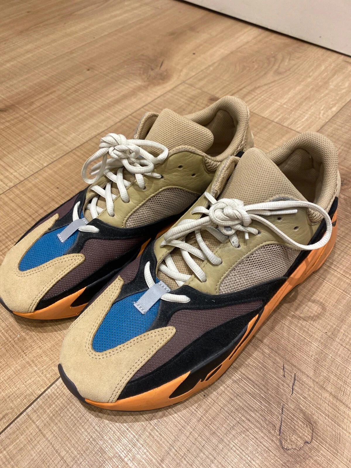 yeezy 700 enflame ambra
