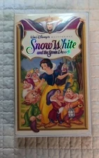 Snow White and the Seven Dwarfs (VHS, 1994) Clamshell Walt Disney's Masterpiece