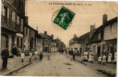 Old postcard La Bazoche-Gouet - La Poste (177692)