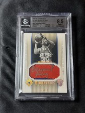 BGS 8.5 Bernard King 2004-05 Ultimate Collection Signature Patches #/25 Auto HOF