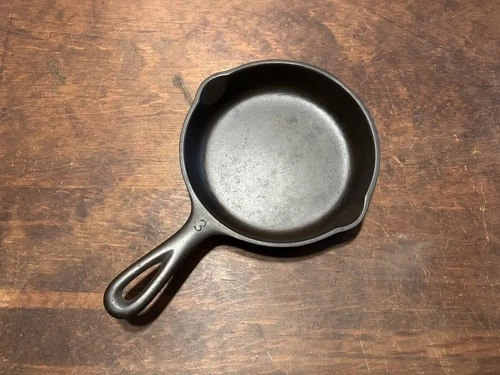 Vintage Wagner Ware Sidney-0 No. 3 Cast Iron Skillet # 1053 Frying Pan Restored