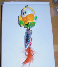 Vintage Novelty Bird Parrot Lunker Fishing Lure Spinner Fun Gag Joke Game Goofy
