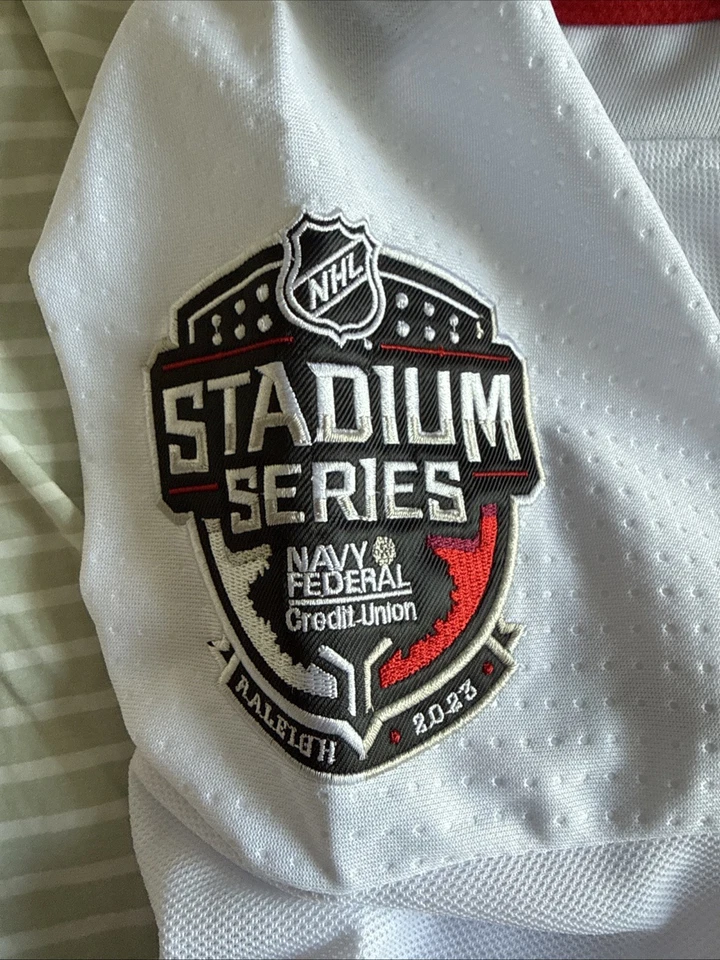 Camiseta deportiva para hombre Adidas Ovechkin #8 Washington Capitals 2023 Stadium Series talla 60 Foto 3 de 4