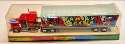 Playart Kenworth Semi with Family Circus Trailer Vintage 1970s HK Super Rare NOS
