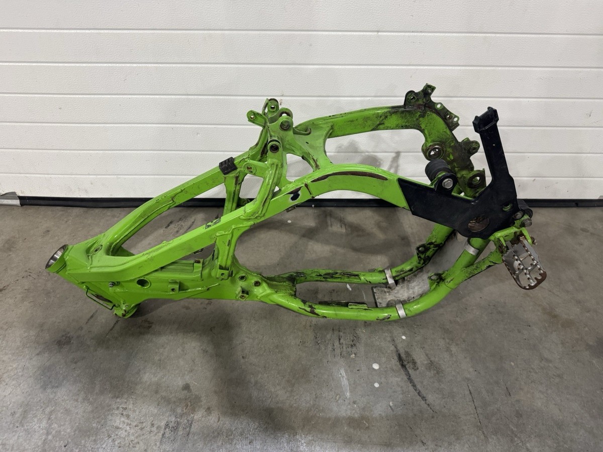 2000-2002 KAWASAKI KX125 KX 125 KX250 2 Stroke MAIN FRAME CHASSIS