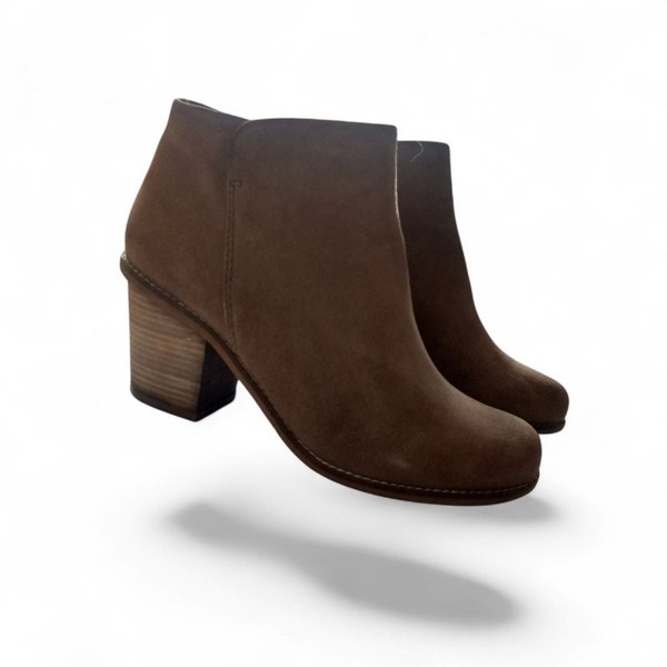 Women Clarks Ankle Boots Beige Suede 40.5