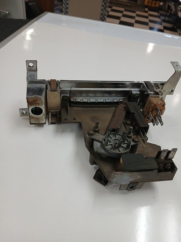 71 72 CHEVELLE EL CAMINO MONTE CARLO DASH A/C Heater Control AC Air Conditioning - Picture 5 of 6